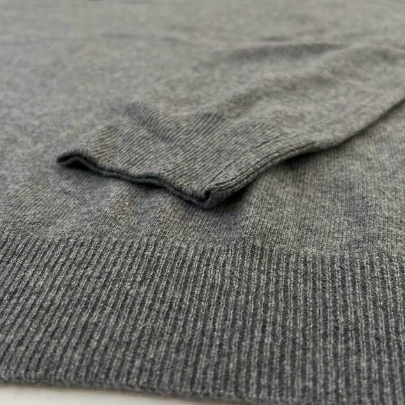 Mantovani Studio 100% Cashmere Crewneck Sweater Made in Italy. - Picture 3 of 4